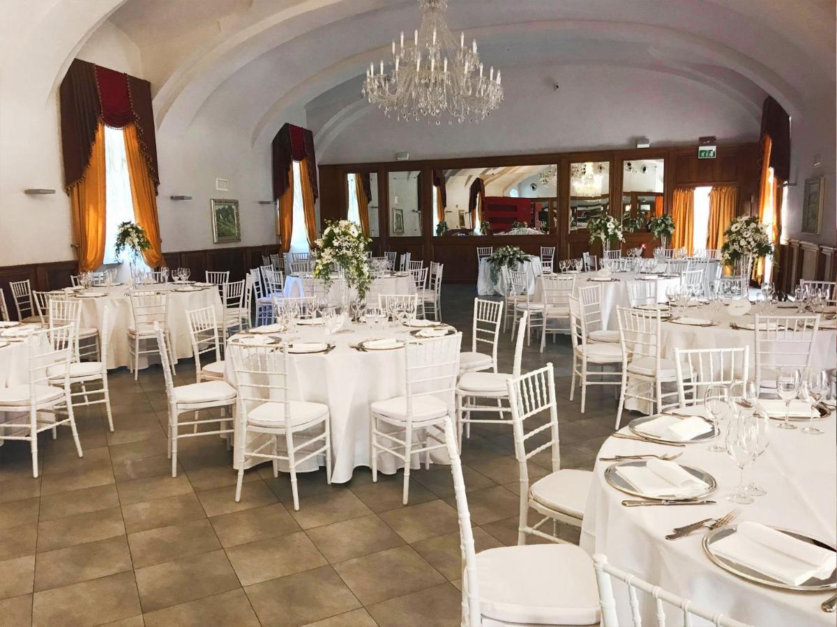 Montaldo Castle & Resort Montaldo Torinese Exterior photo